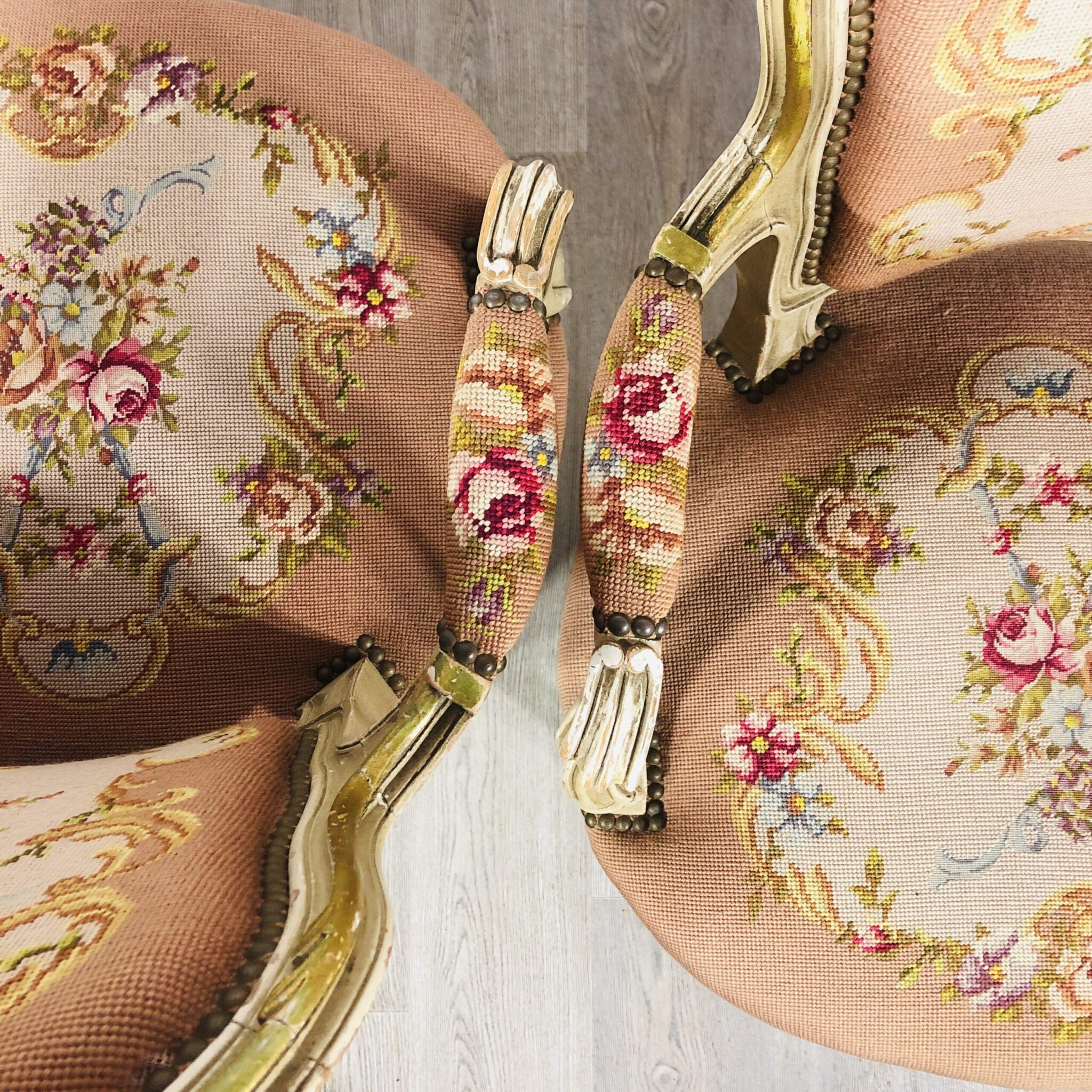 Переобивка мягкой мебели