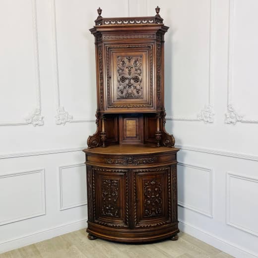 Антикварные буфеты, шкафы, десерты