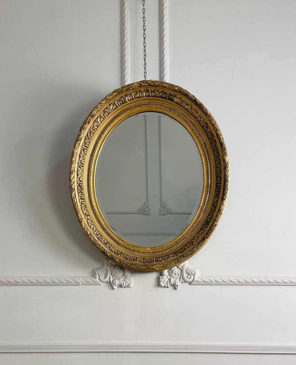 Антикварное зеркало