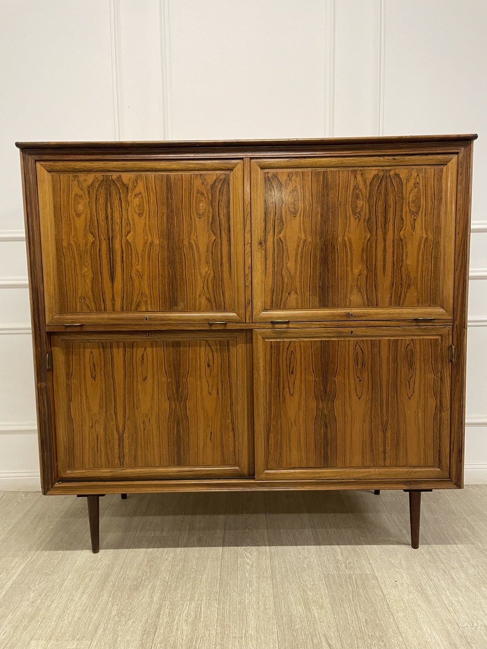 Антикварный кабинет