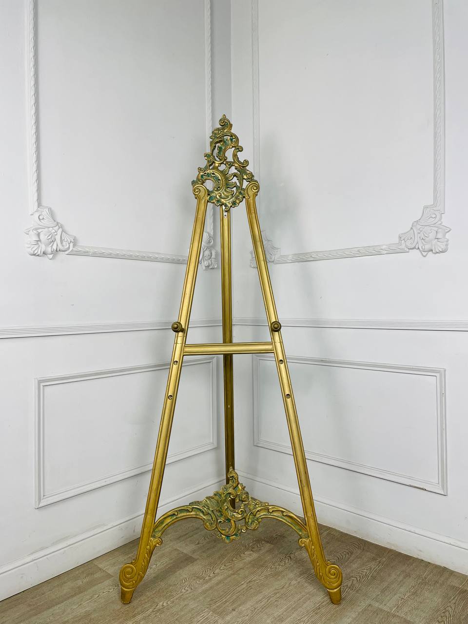 Антикварный мольберт