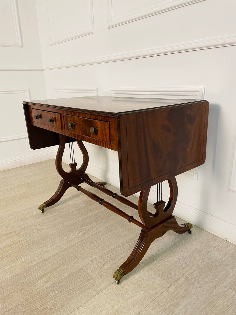 Рабочий столик