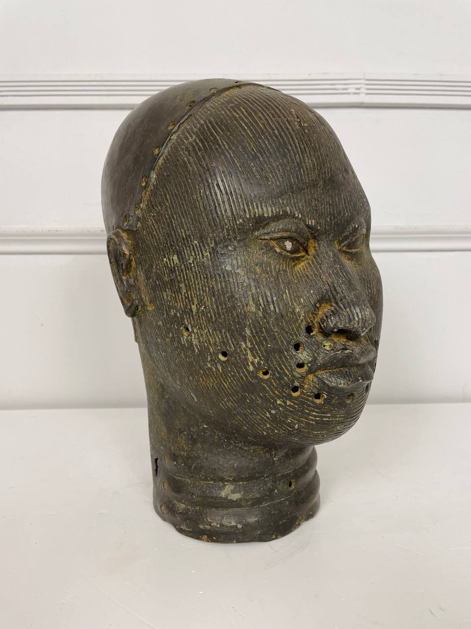 Бронзовая скульптура