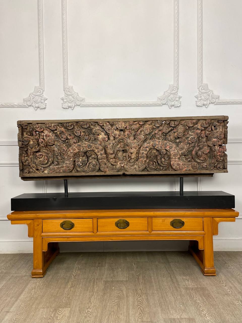 Антикварное панно на подставке