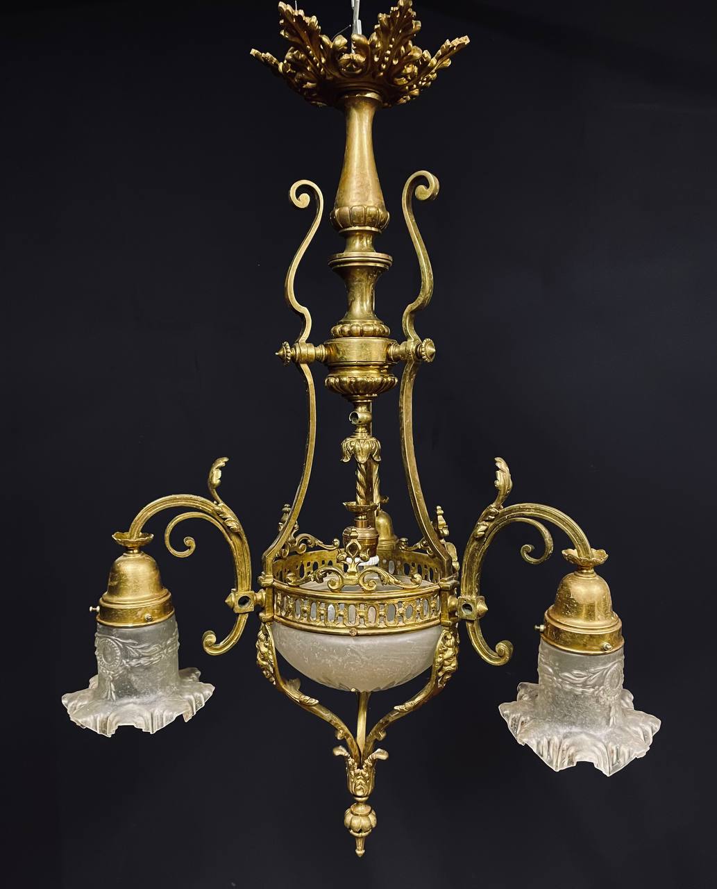 Антикварная люстра