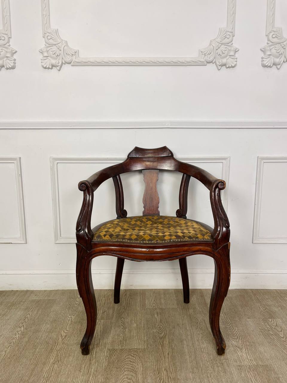 Рабочее кресло