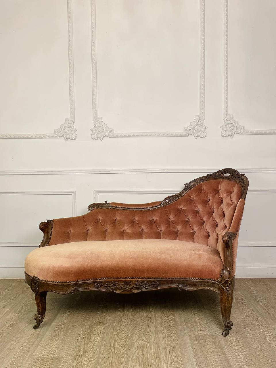 Антикварная кушетка рекамье