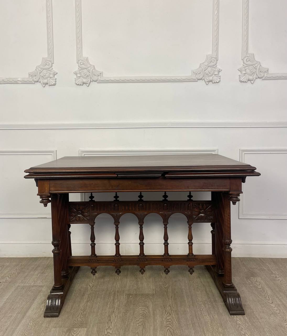 Антикварный раскладной стол