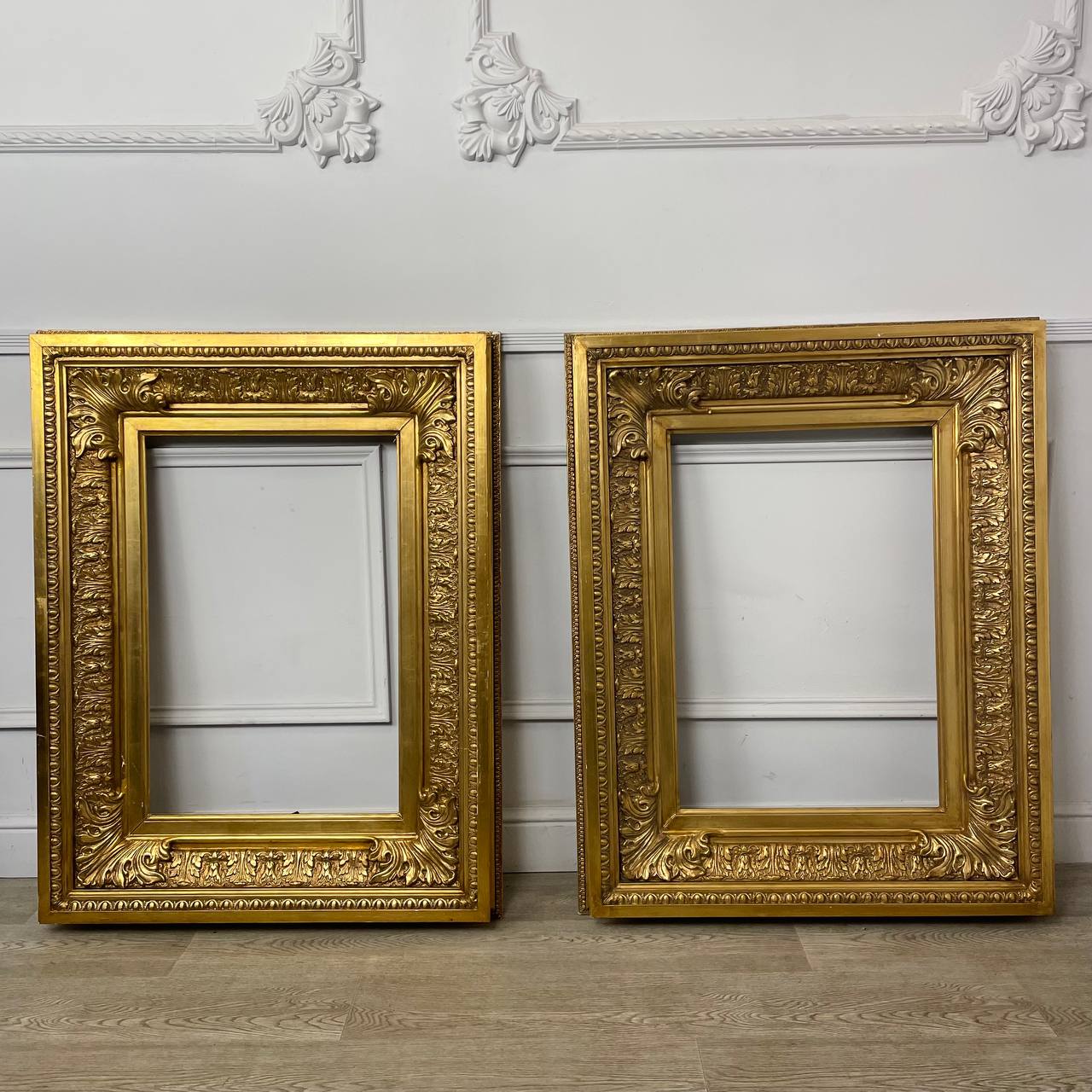 Парные антикварные рамы