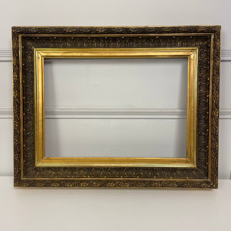 Антикварная рама.