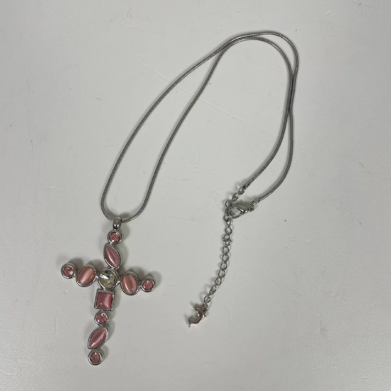 Винтажный кулон-крест на цепочке