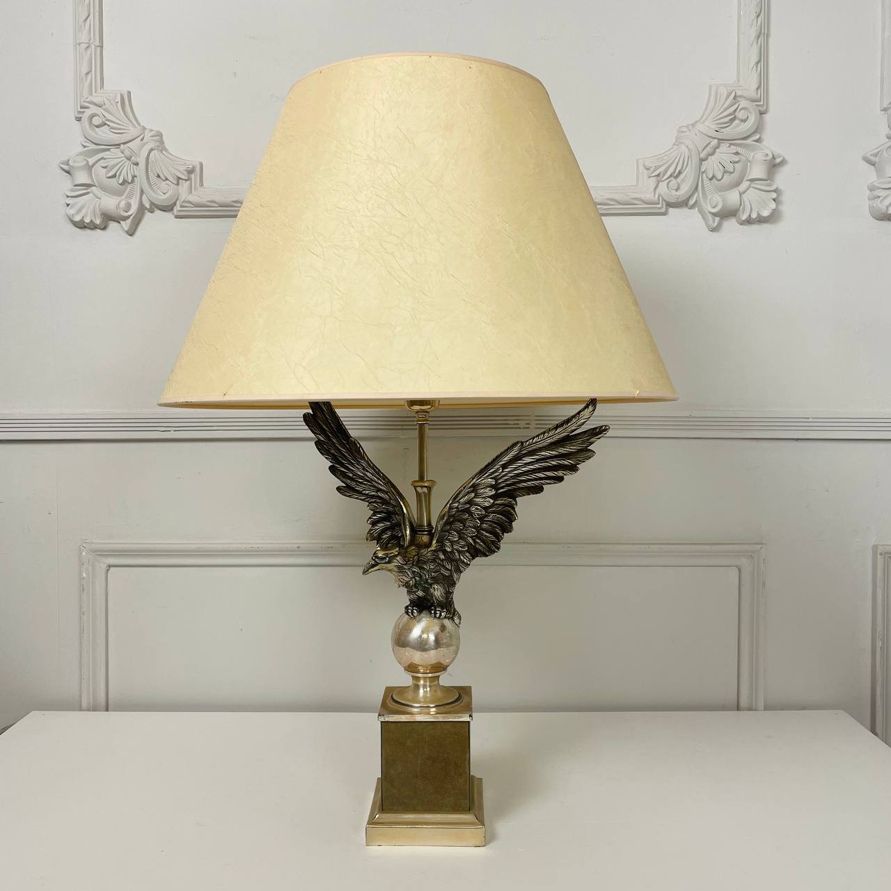 Антикварная лампа