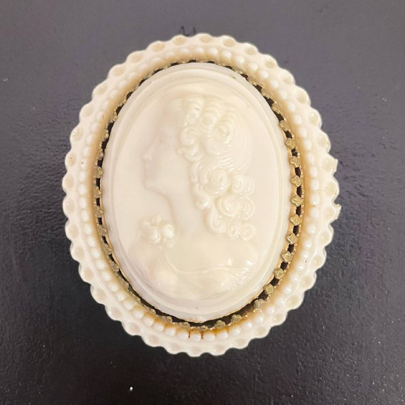 Винтажная брошь