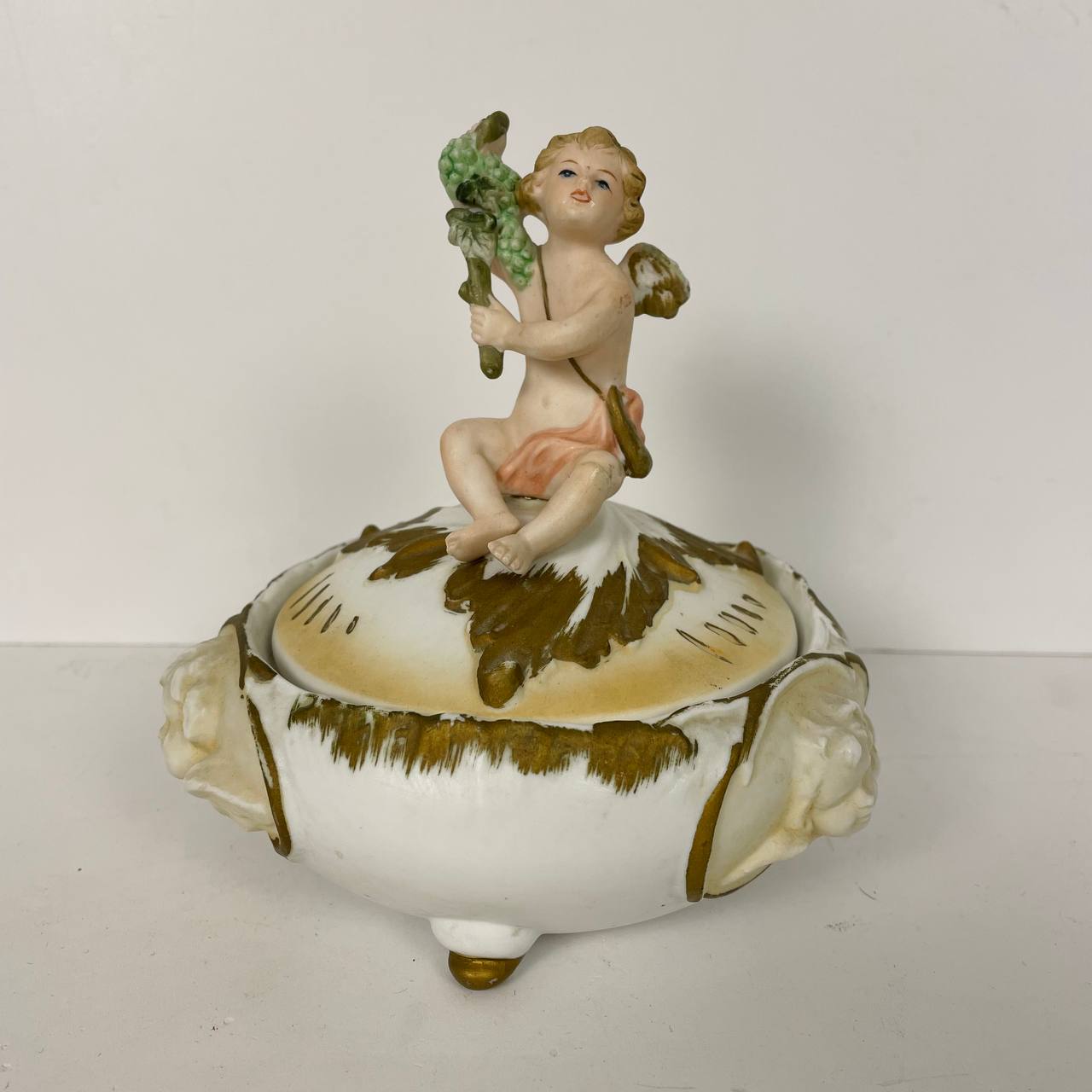 Винтажная шкатулка