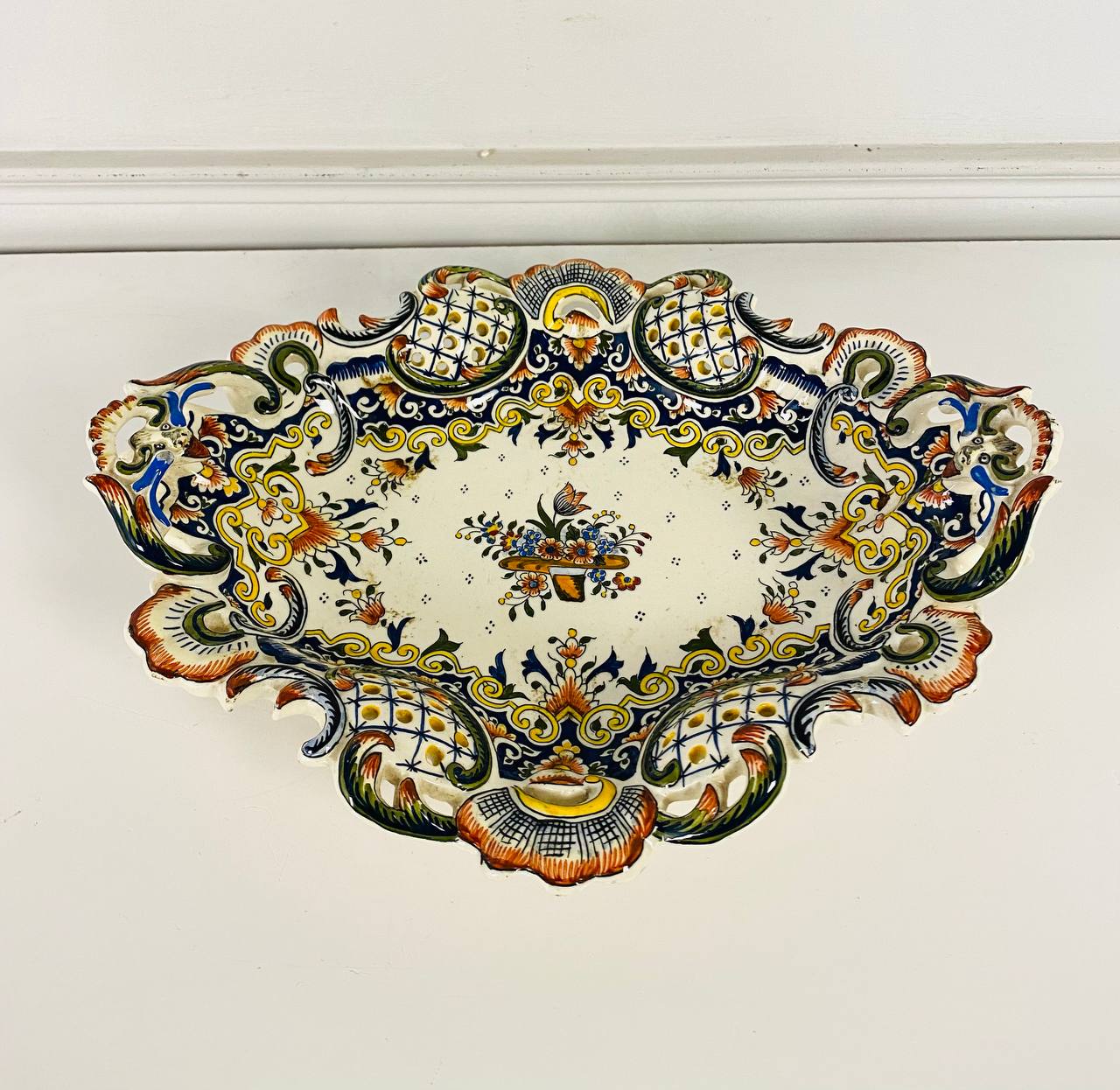 Антикварное блюдо