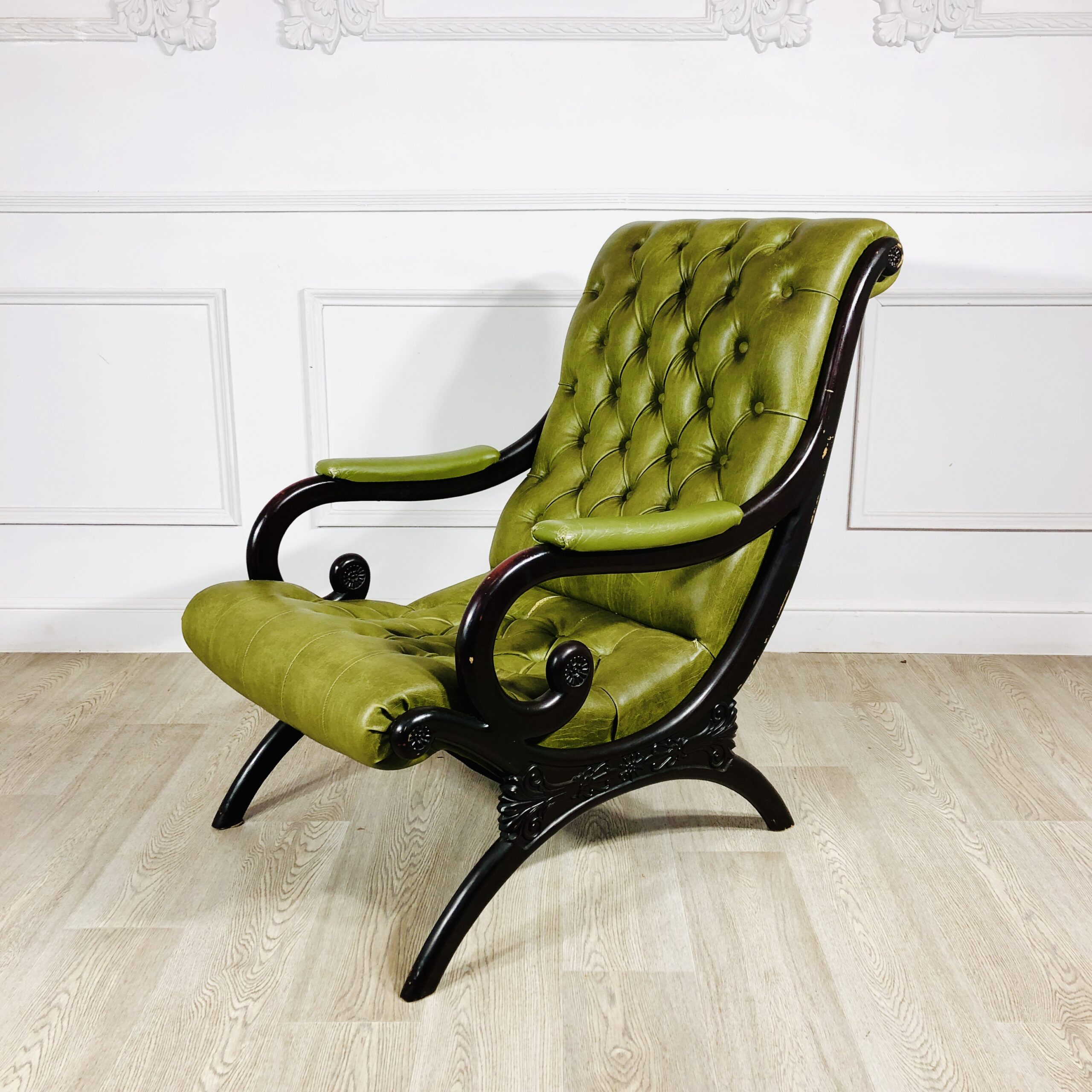 Винтажное кожаное кресло, 1970-е гг.