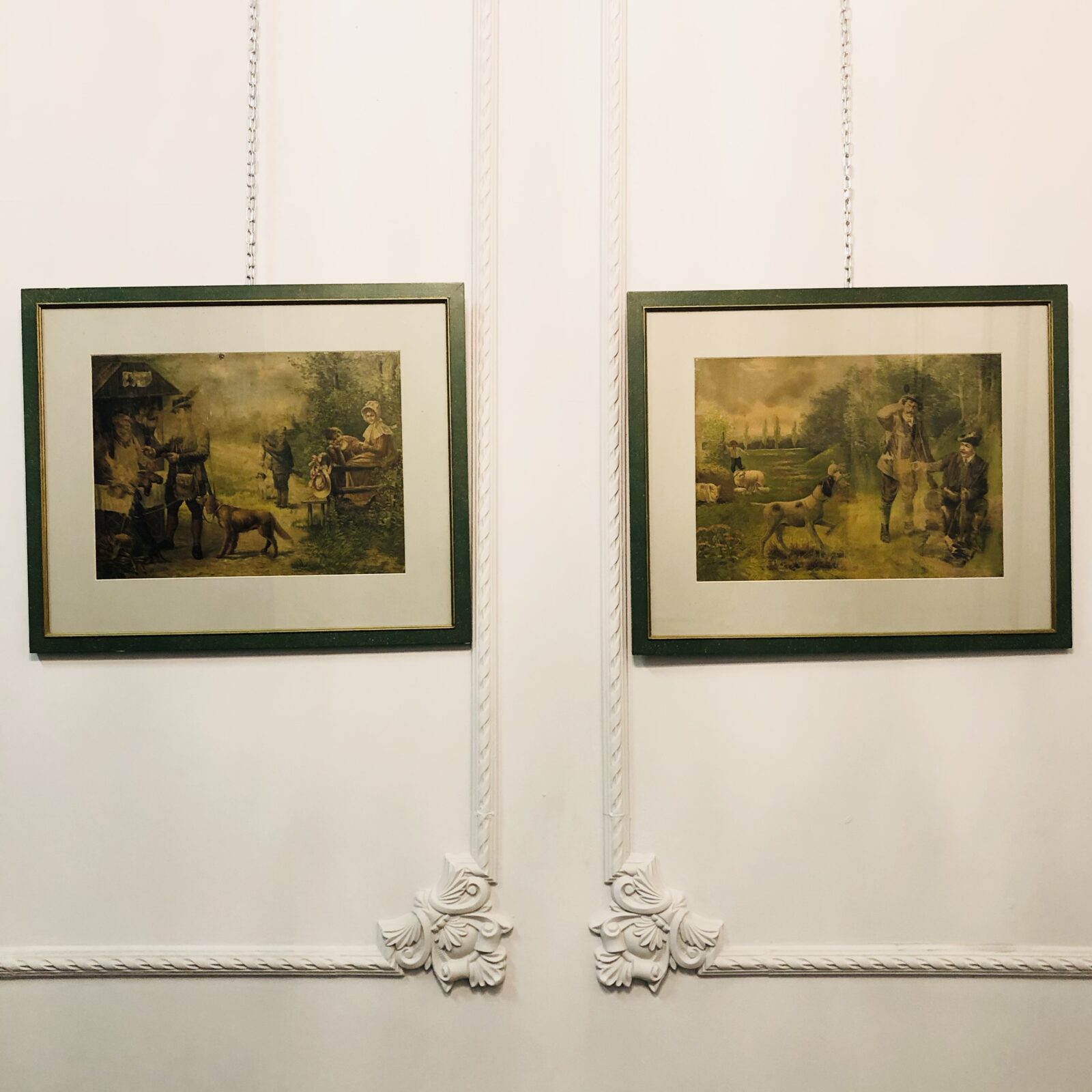 Парные антикварные работы «Охота» 1960х годов XX века.