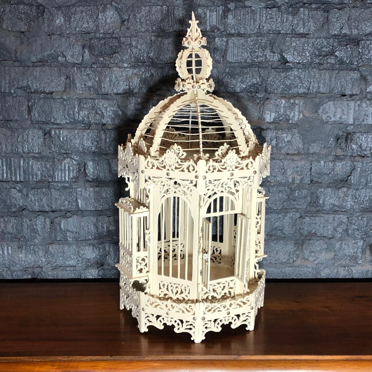 Антикварная клетка.