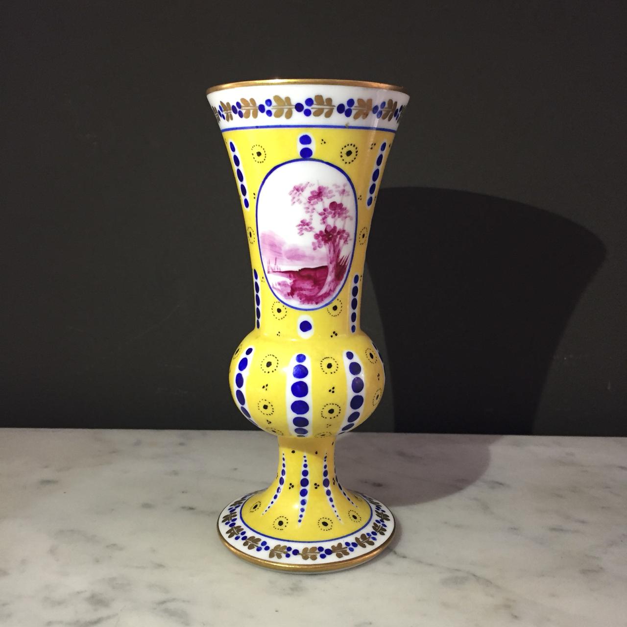 Вазочка антикварная