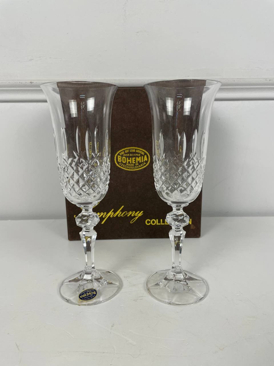 Пара хрустальных бокалов Bohemia