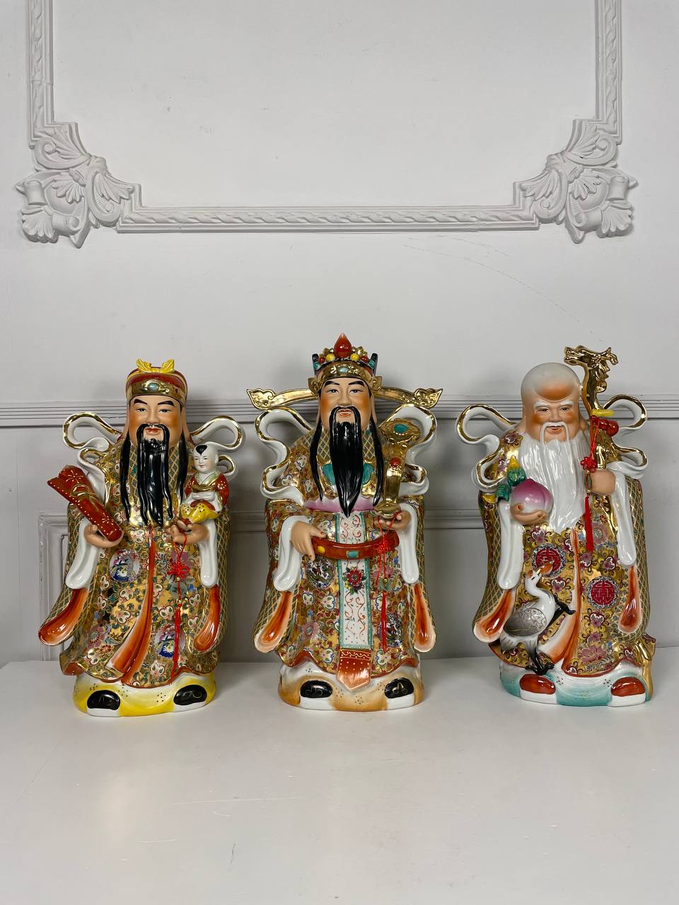 Антикварные скульптуры «Три старца».
