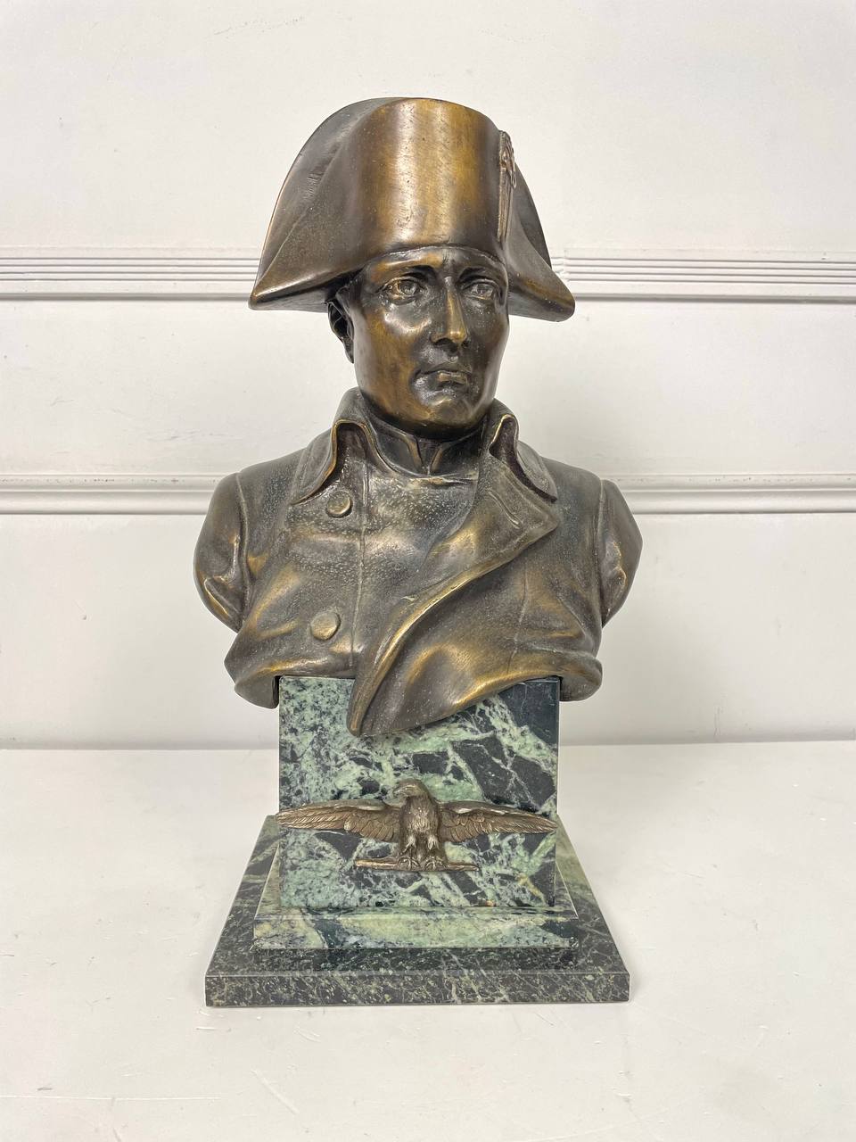 Антикварный бюст «Наполеон Бонапарт».